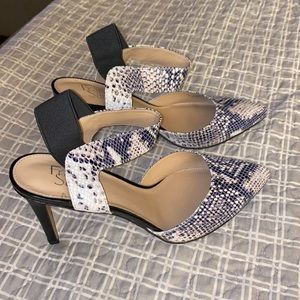 Beautiful Black/White Snake skin